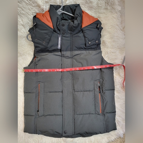 Roundtree & Yorke Men's gray colorblock vest size Medium - Picture 4 of 4